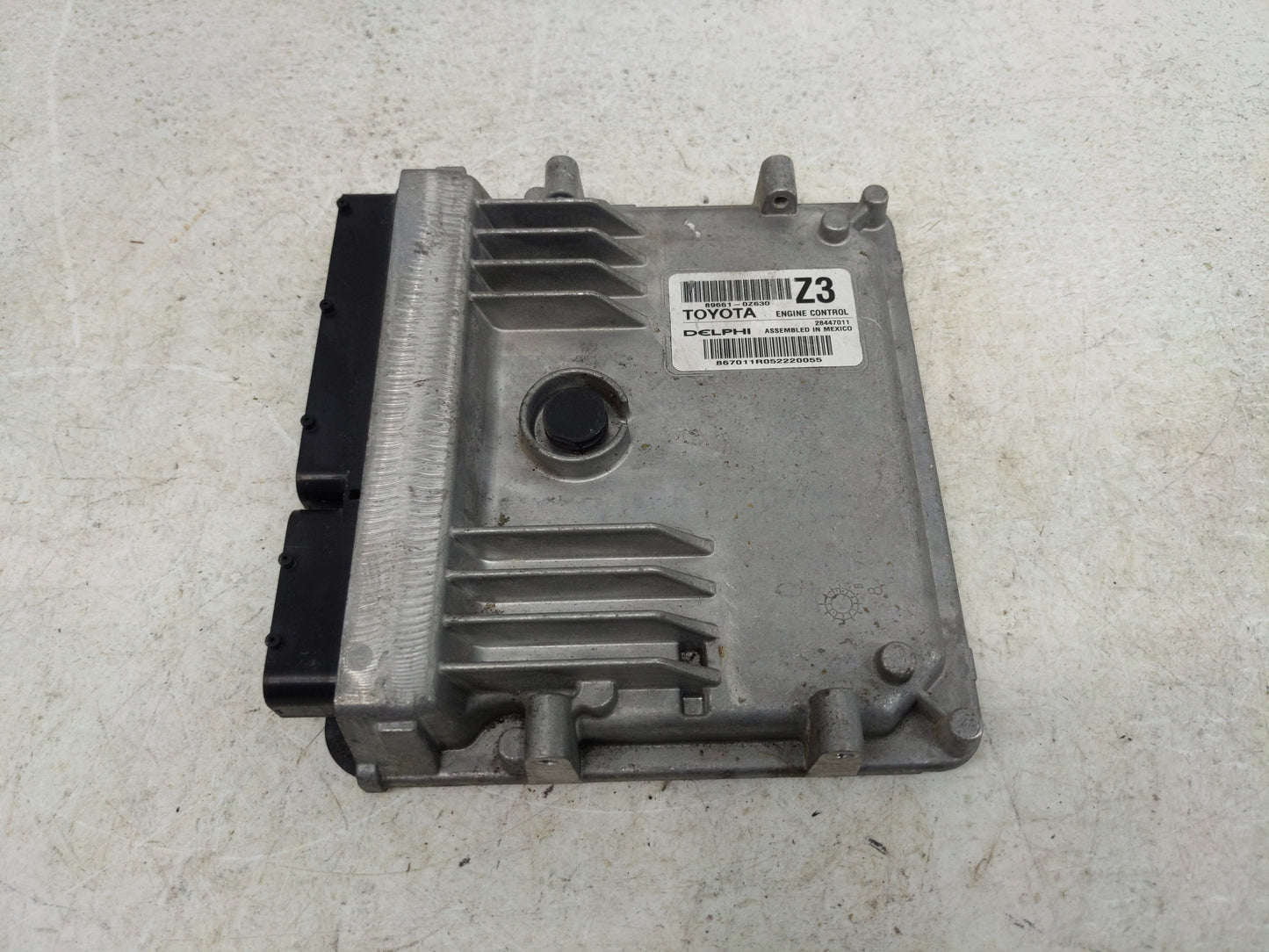 2015-2016 Toyota Corolla PCM Engine Control Computer ECU ECM PCU OEM P/N:89661-0Z630 Fits Fits 2015 2016 OEM Used Auto Parts