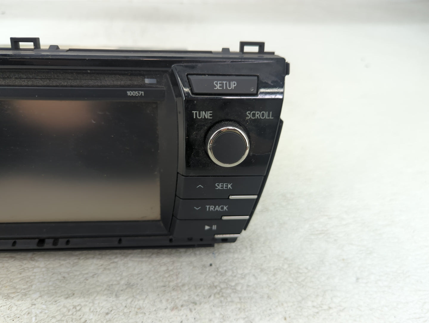 2014-2019 Toyota Corolla Radio AM FM Cd Player Receiver Replacement P/N:86140-02470 Fits OEM Used Auto Parts - Oemusedautopa
