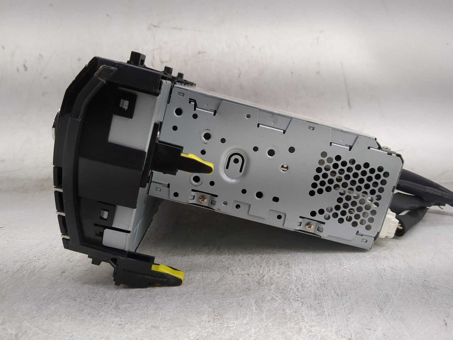 2015-2016 Toyota Corolla Radio AM FM Cd Player Receiver Replacement P/N:86140-02470 139000-03B0B101, MM831982 Fits Fits 2015