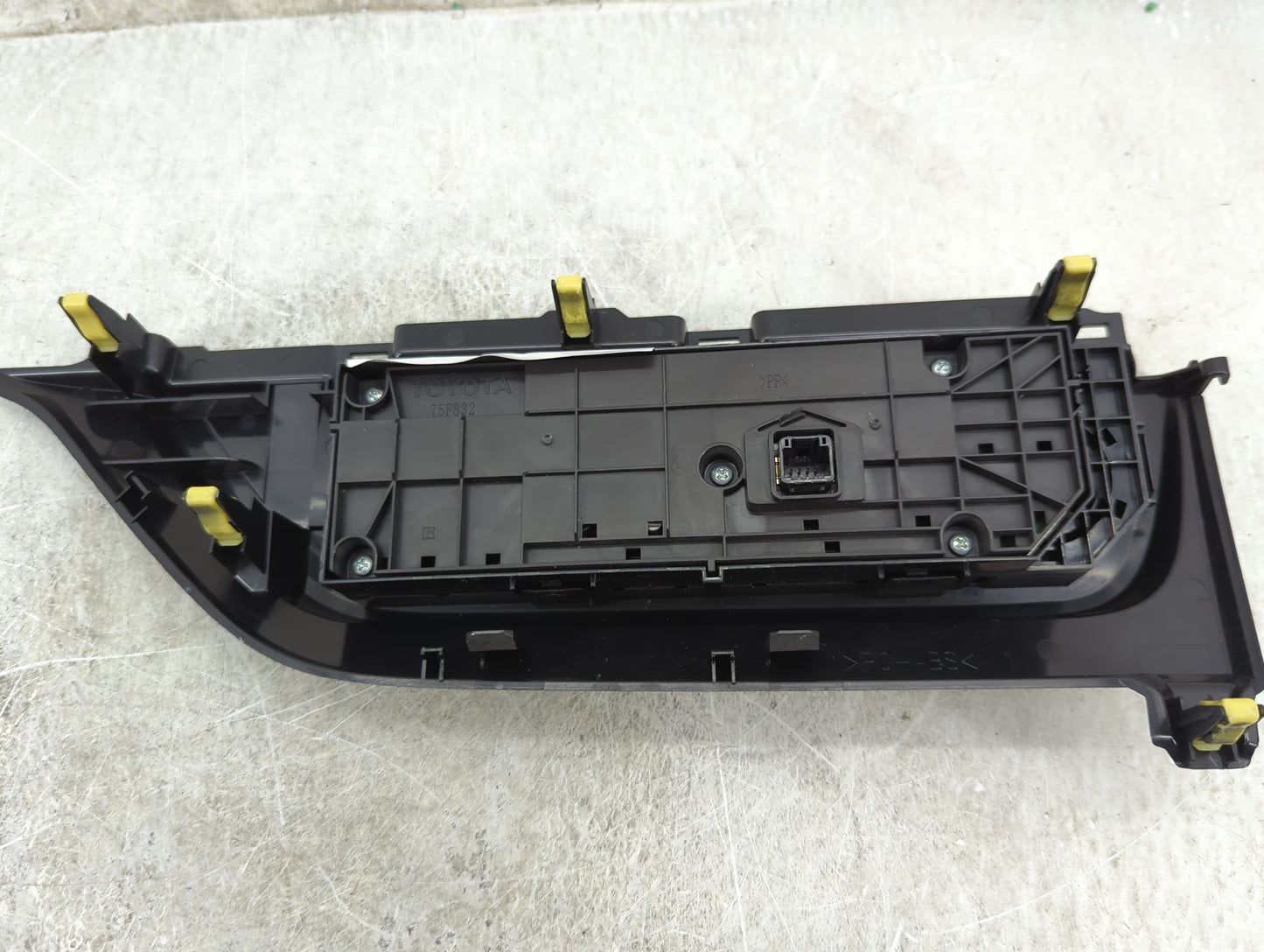 2014-2019 Toyota Corolla Climate Control Module Temperature AC/Heater Replacement P/N:55900-02500 832-7d67 Fits OEM Used Aut