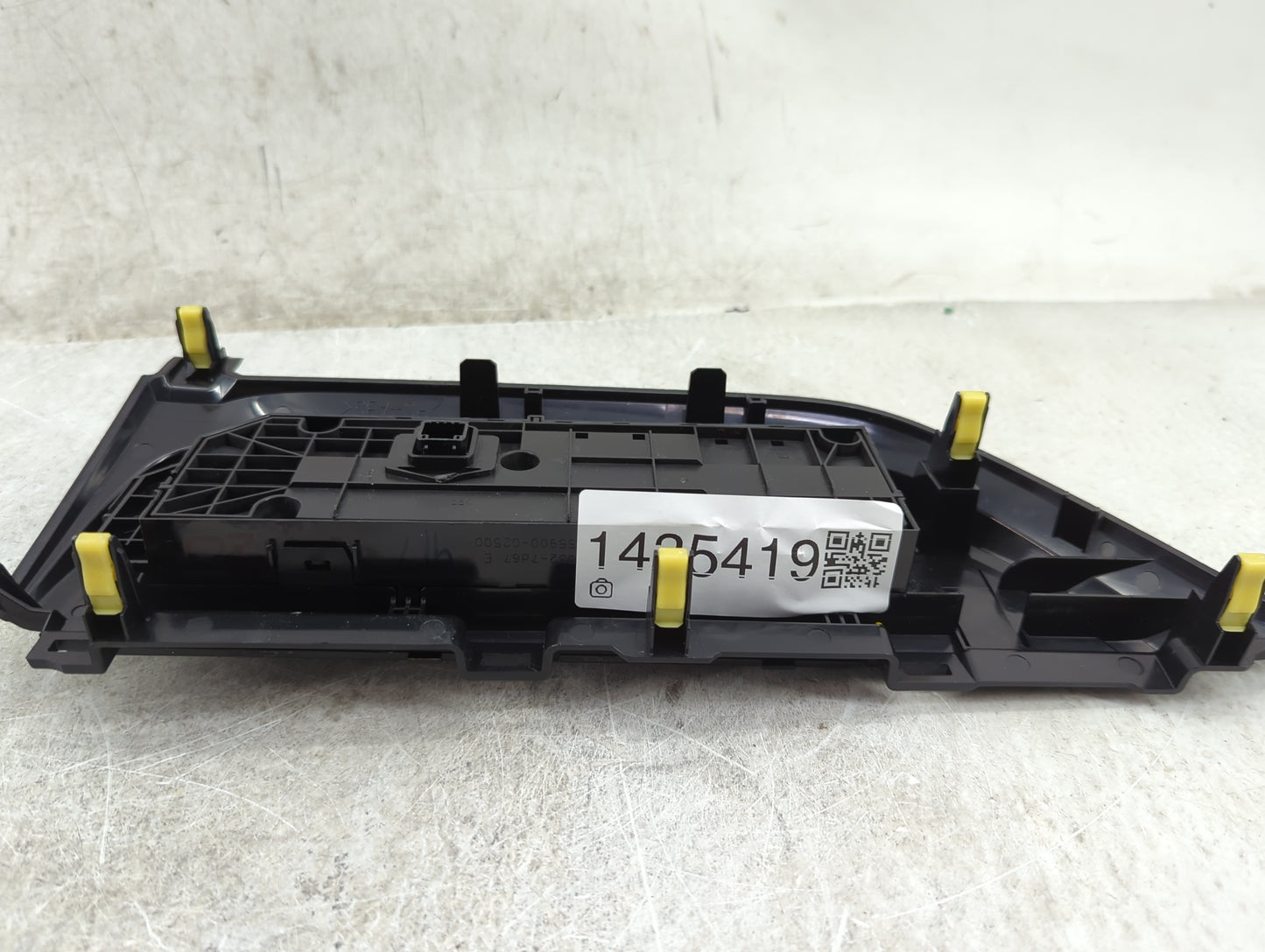 2014-2019 Toyota Corolla Climate Control Module Temperature AC/Heater Replacement P/N:55900-02500 832-7d67 Fits OEM Used Aut