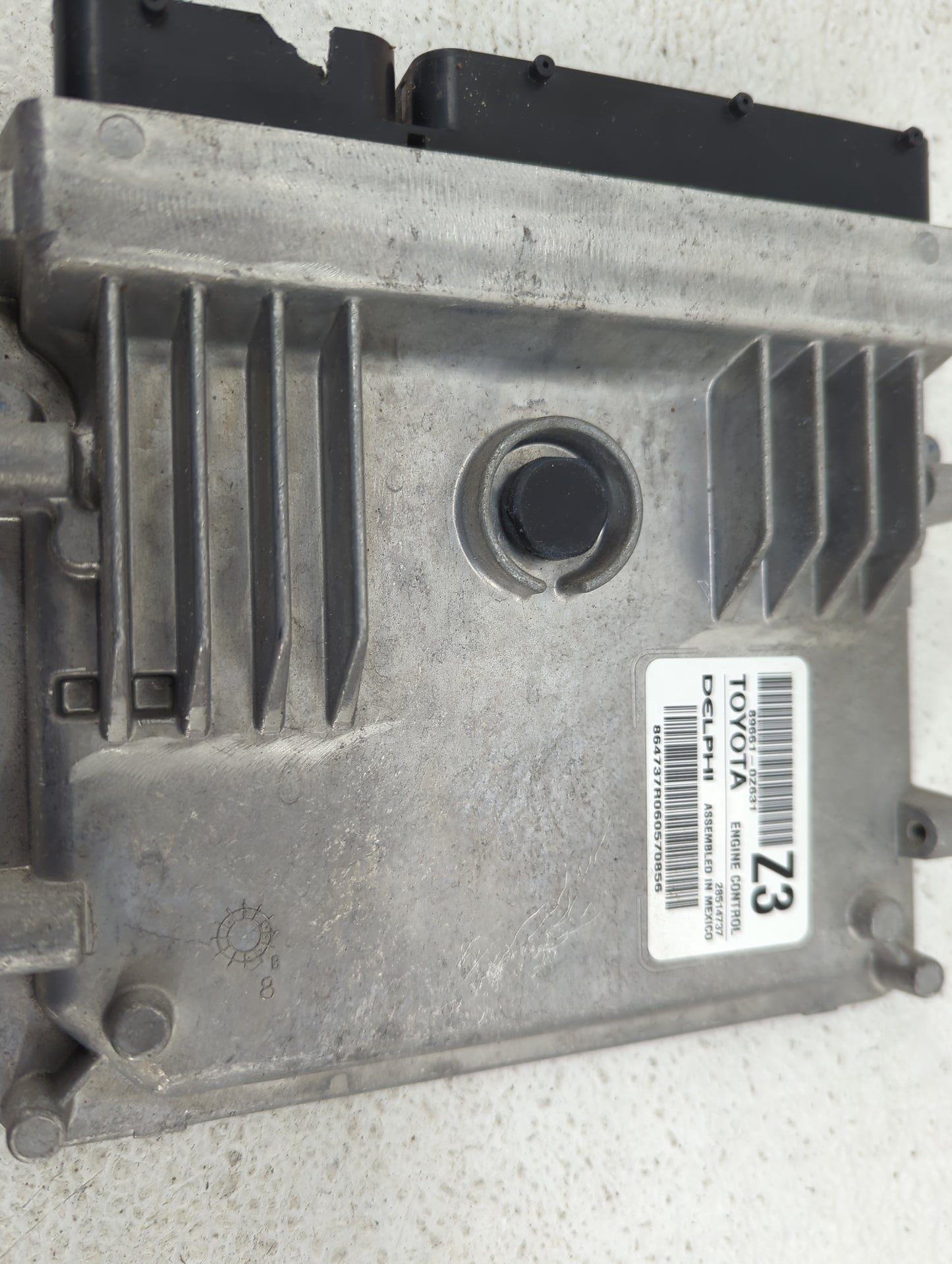 2016 Toyota Corolla PCM Engine Control Computer ECU ECM PCU OEM P/N:89661-0Z631 28514737 Fits OEM Used Auto Parts - Oemuseda