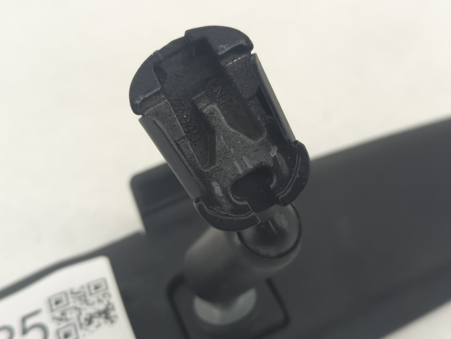 2009-2016 Toyota Corolla Interior Rear View Mirror Replacement OEM P/N:E8011083 Fits OEM Used Auto Parts - Oemusedautoparts1