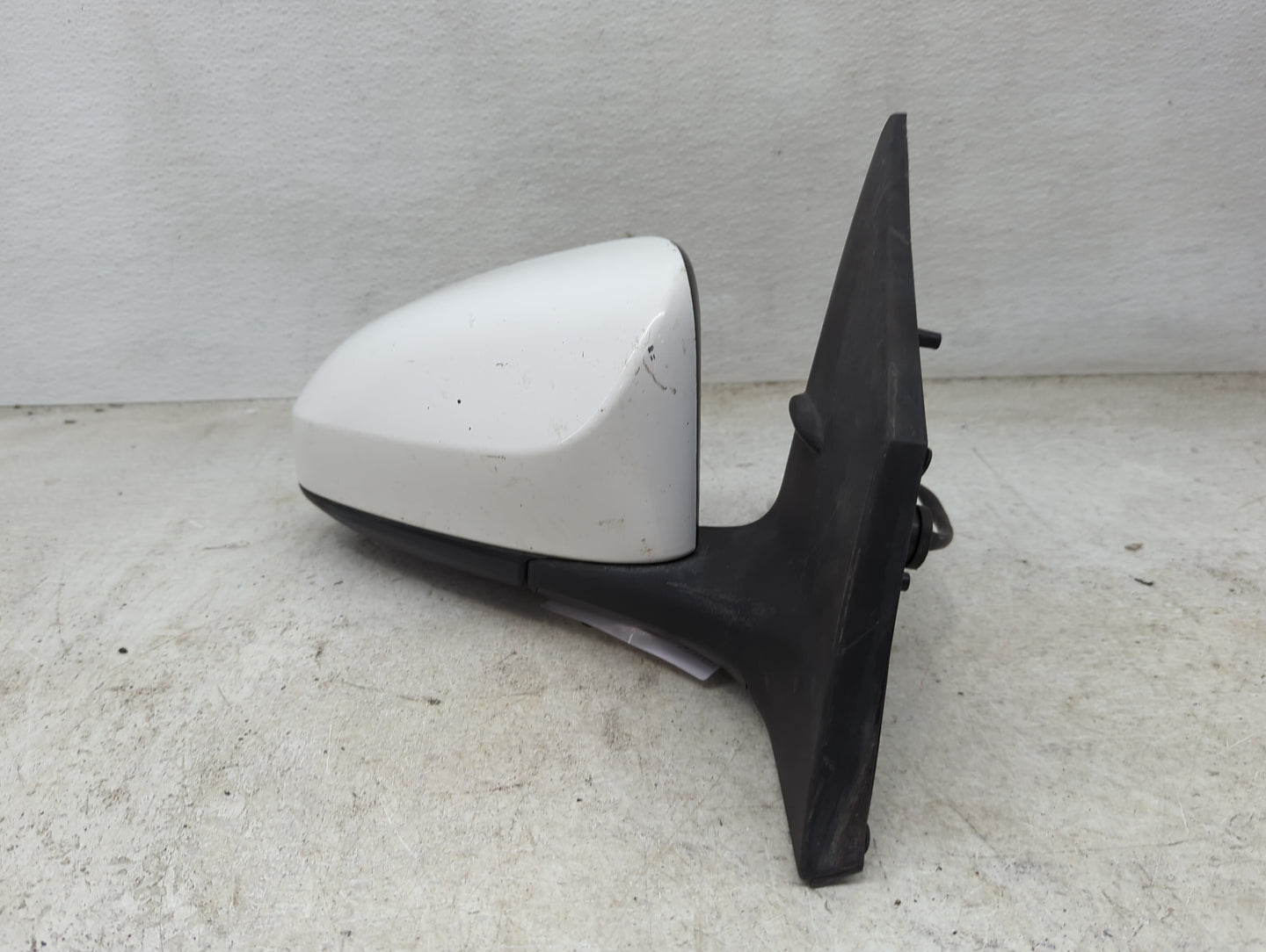 2014-2019 Toyota Corolla Passenger Side View Mirror - Right Door Mirror OEM Used - Oemusedautoparts1.com