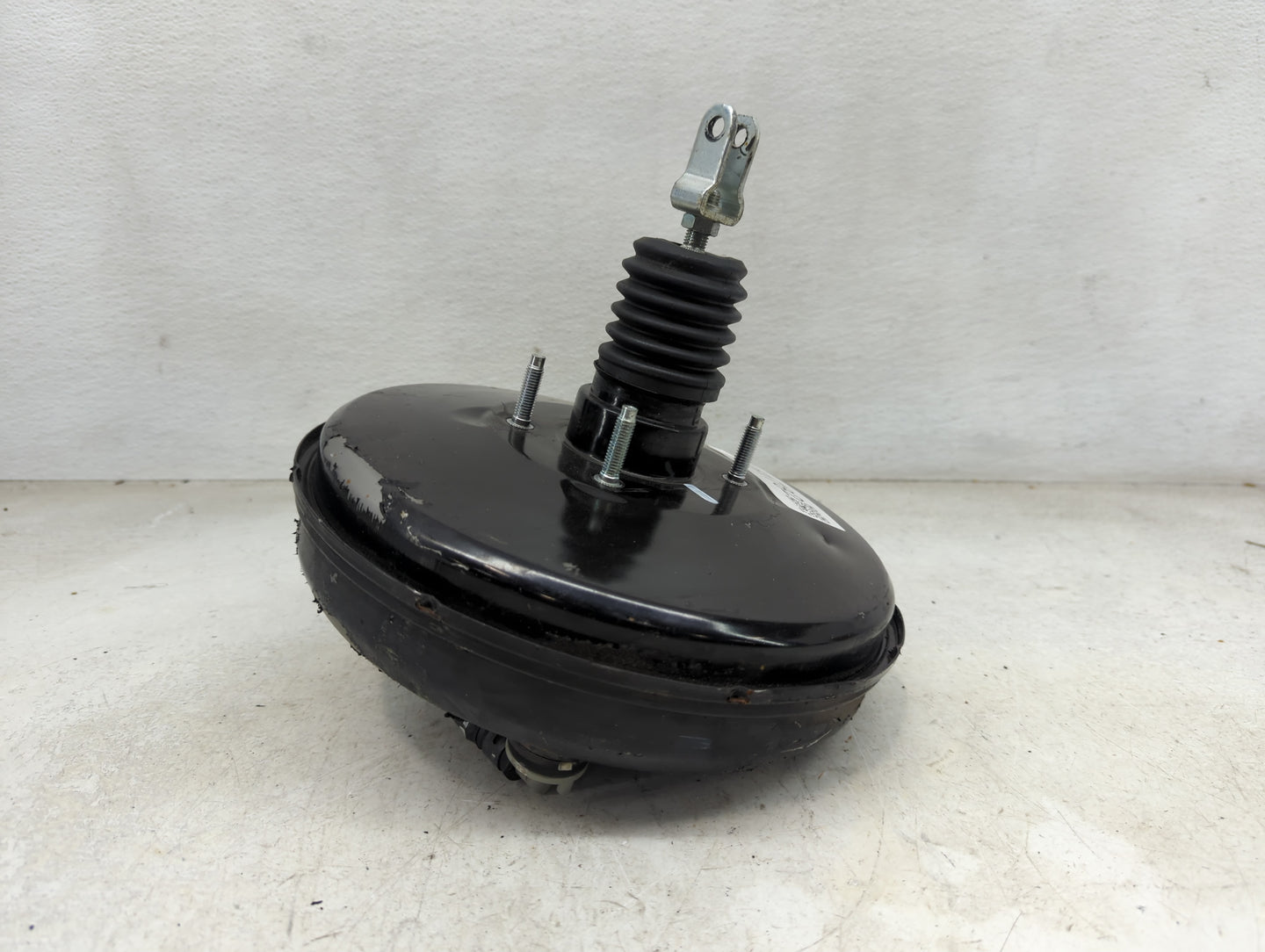 2014-2019 Toyota Corolla Power Brake Booster Oem - Oemusedautoparts1.com