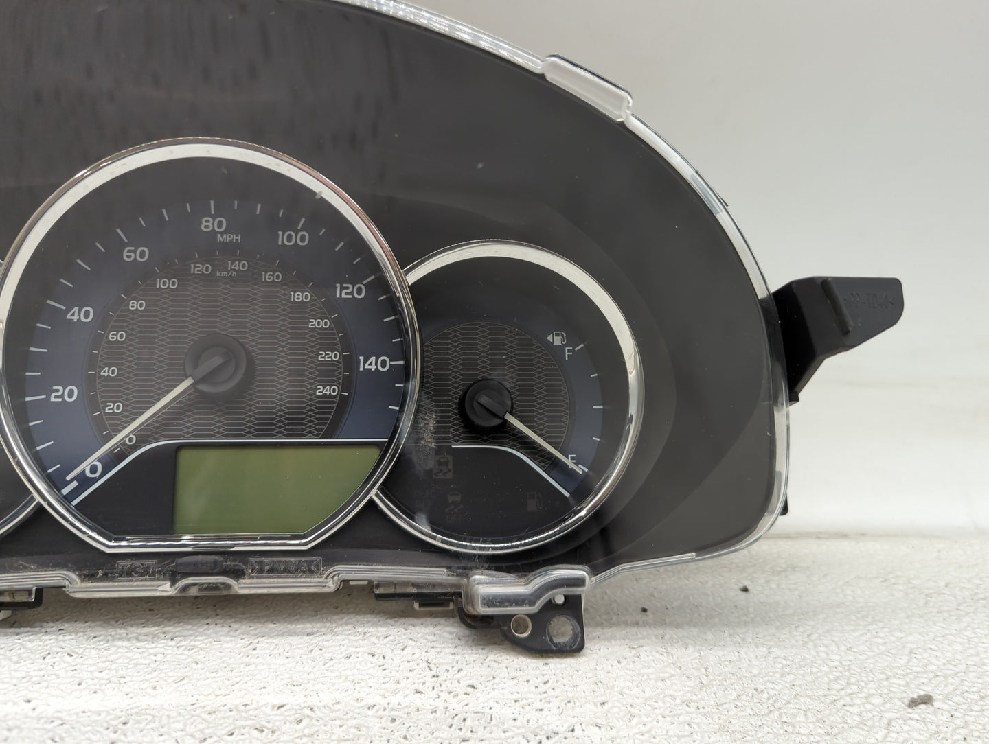 2014-2016 Toyota Corolla Instrument Cluster Speedometer Gauges P/N:83800-0ZX10-00 Miles: Fits Fits 2014 2015 2016 OEM Used A