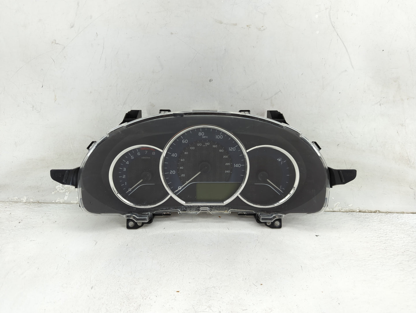 2014-2016 Toyota Corolla Instrument Cluster Speedometer Gauges P/N:83800-0ZX10-00 TN157560-0924 Miles: Fits Fits 2014 2015 2