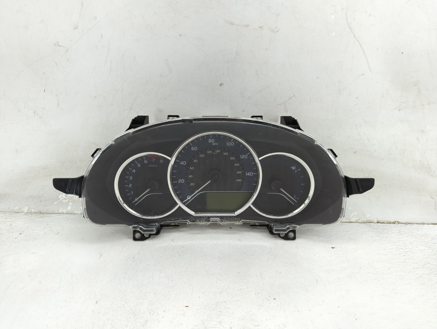 2014-2016 Toyota Corolla Instrument Cluster Speedometer Gauges P/N:83800-0ZX10-00 TN157560-0924 Miles: Fits Fits 2014 2015 2