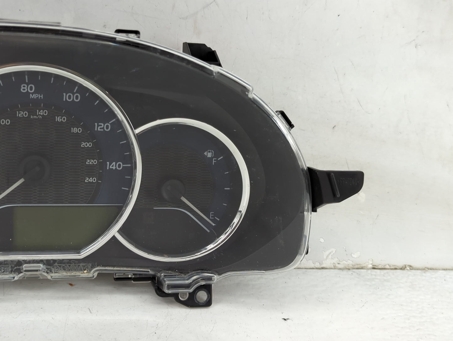2014-2016 Toyota Corolla Instrument Cluster Speedometer Gauges P/N:83800-0ZX10-00 TN157560-0924 Miles: Fits Fits 2014 2015 2