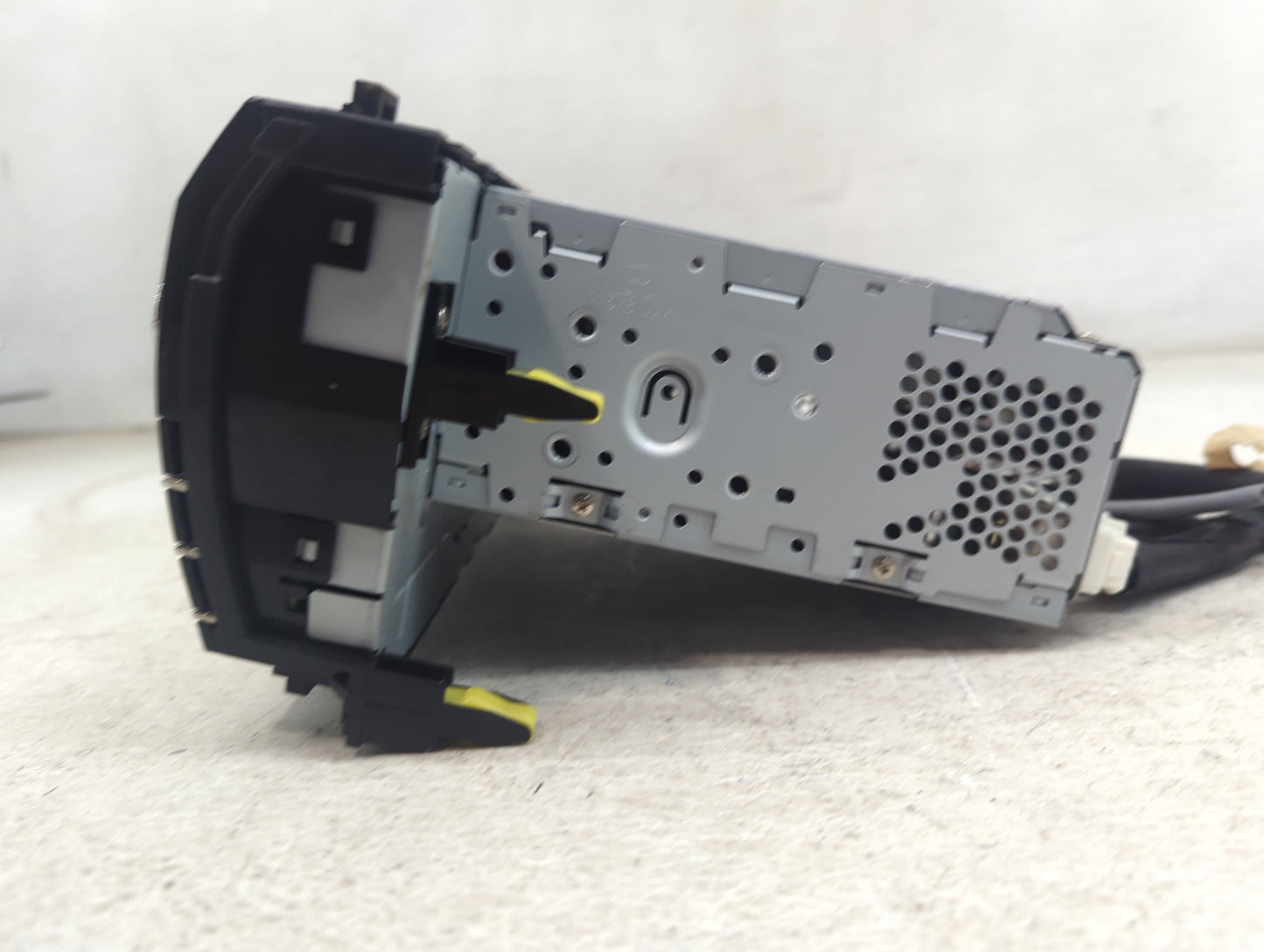 2015-2016 Toyota Corolla Radio AM FM Cd Player Receiver Replacement P/N:86140-02470 139000-0380C101, MN330161 Fits Fits 2015