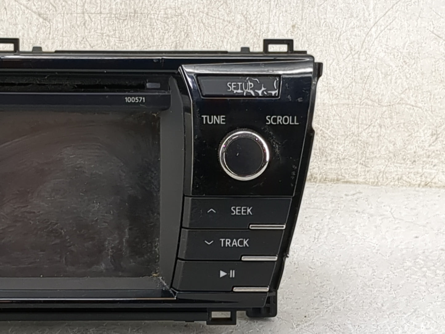 2015-2016 Toyota Corolla Radio AM FM Cd Player Receiver Replacement P/N:86140-02470 139000-0380C101 Fits Fits 2015 2016 OEM 