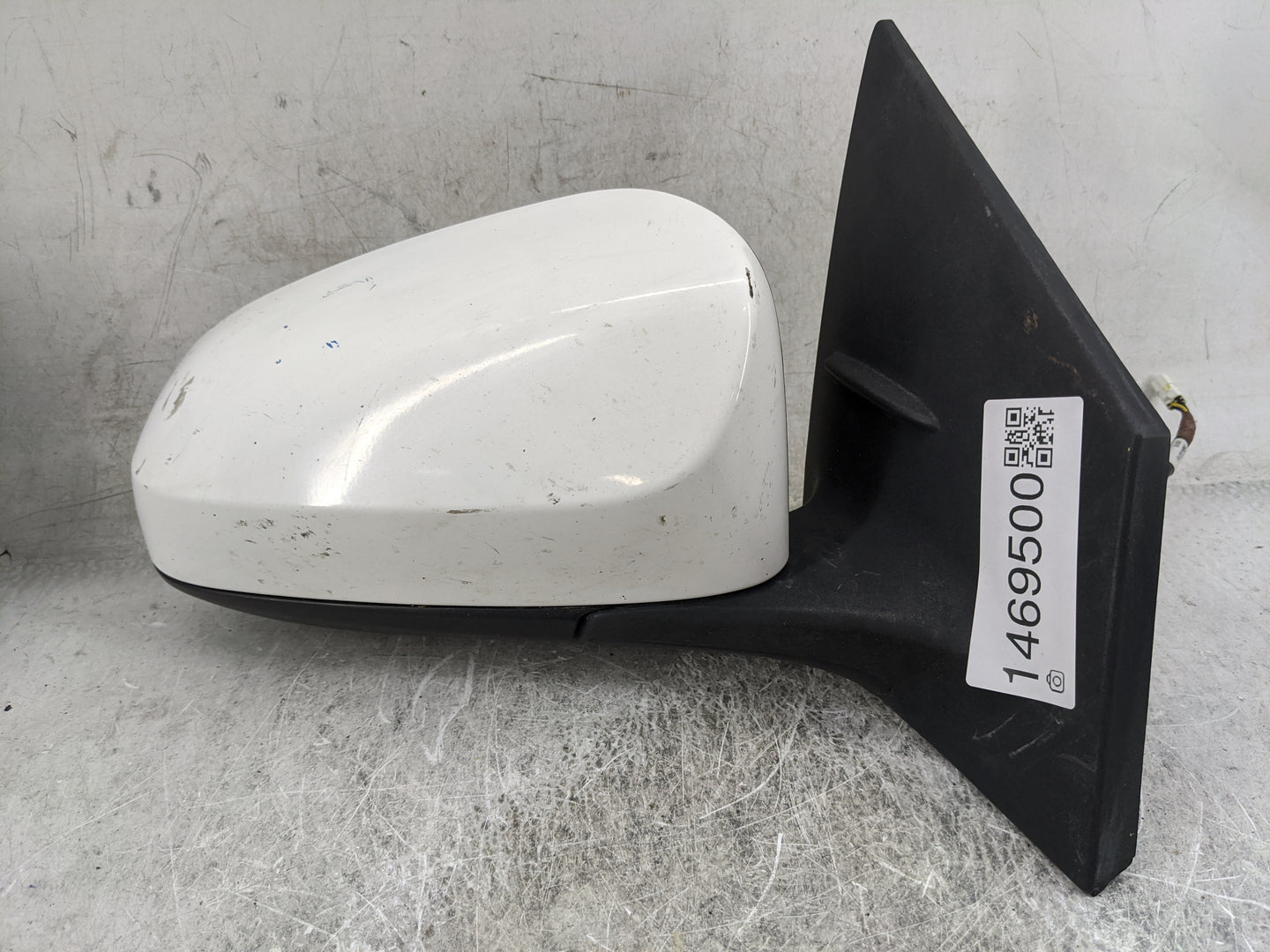 2014-2019 Toyota Corolla Passenger Side View Mirror - Right Door Mirror OEM Used - Oemusedautoparts1.com