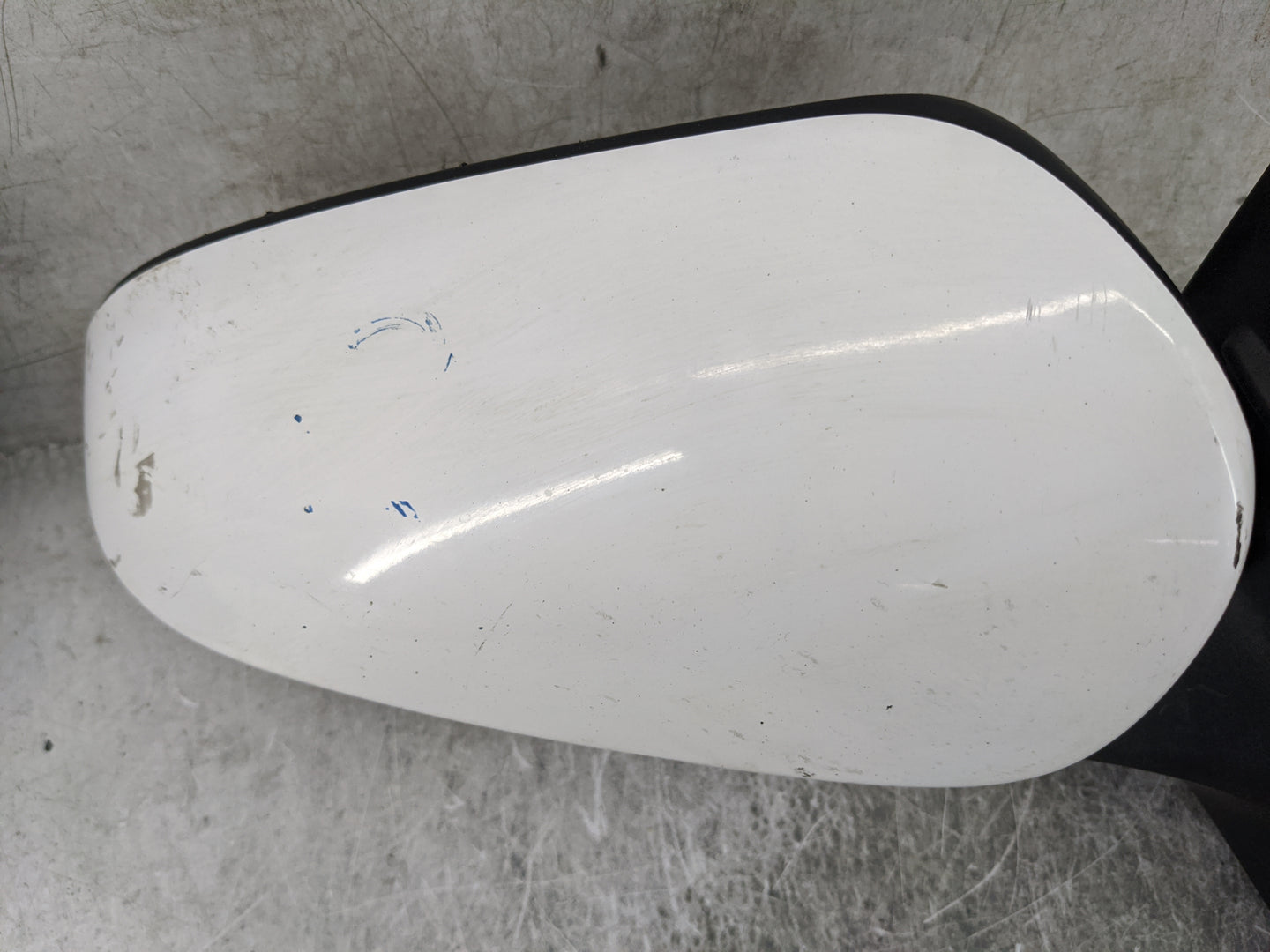 2014-2019 Toyota Corolla Passenger Side View Mirror - Right Door Mirror OEM Used - Oemusedautoparts1.com
