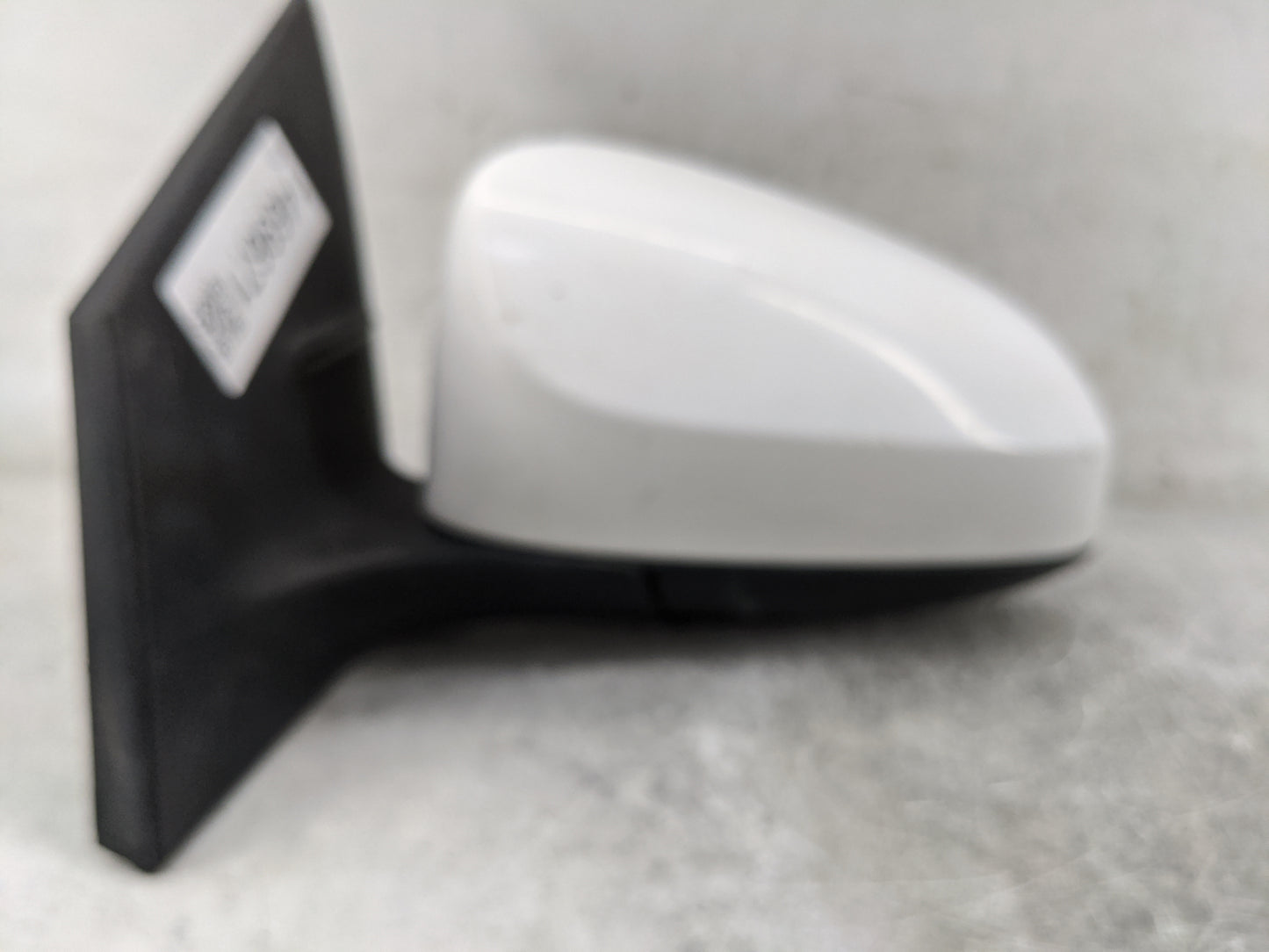 2014-2019 Toyota Corolla Driver Side View Mirror - Left Door Mirror OEM Used - Oemusedautoparts1.com