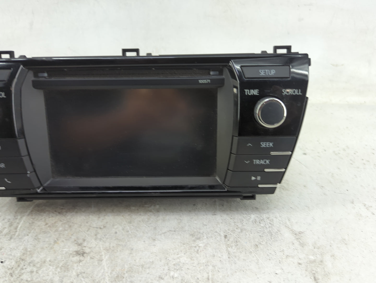 2015-2016 Toyota Corolla Radio AM FM Cd Player Receiver Replacement P/N:100571 0380B DA 06A16100E0555 Fits Fits 2015 2016 OE