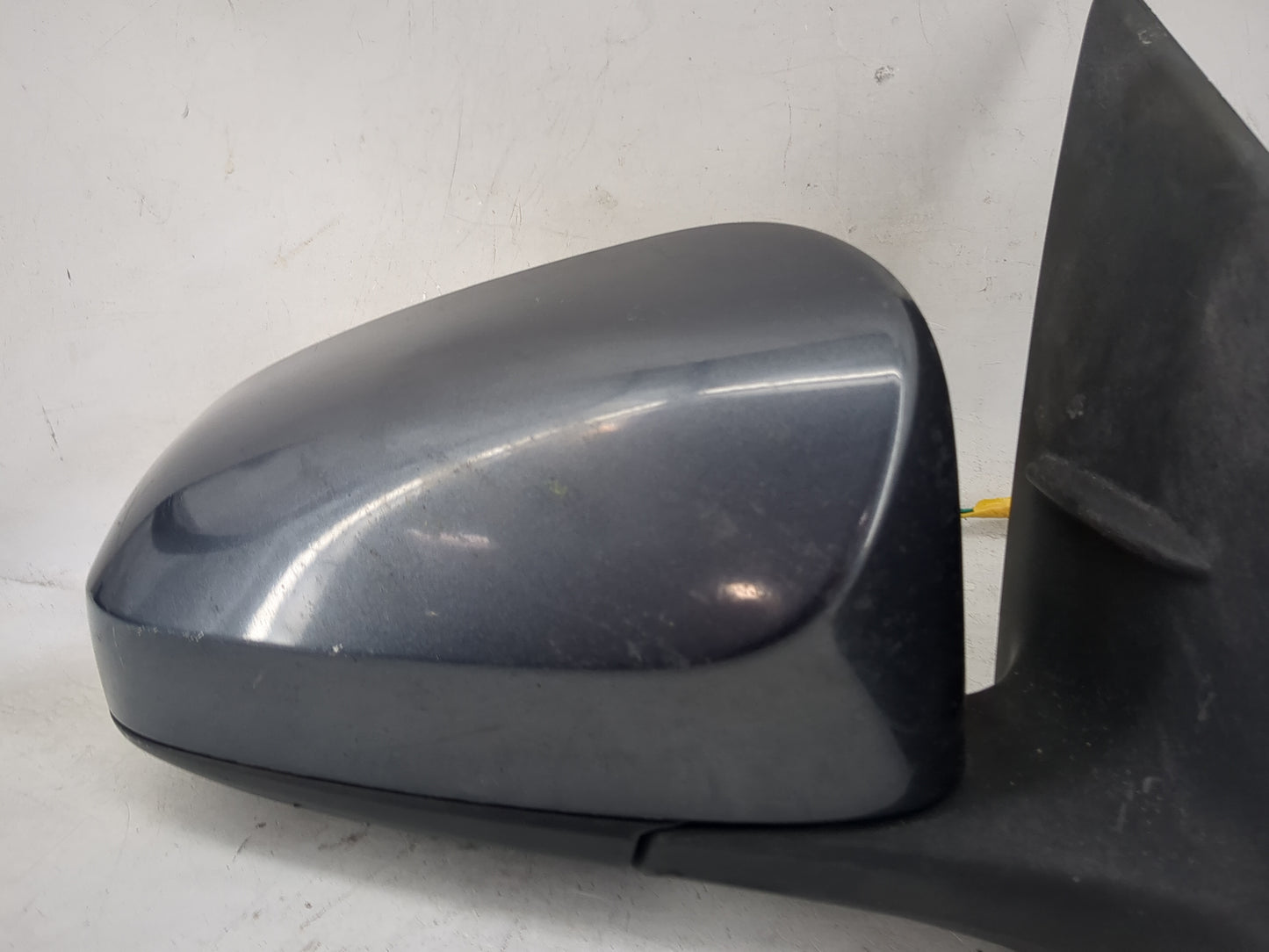 2014-2019 Toyota Corolla Passenger Side View Mirror - Right Door Mirror OEM Used - Oemusedautoparts1.com