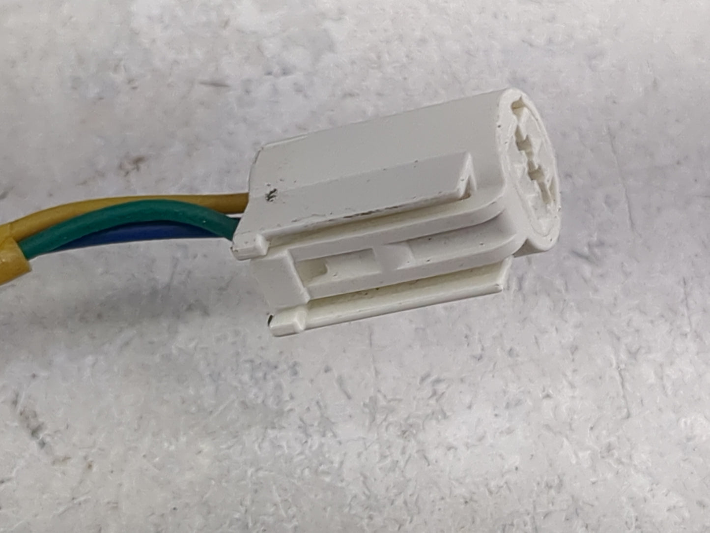2014-2019 Toyota Corolla Passenger Side View Mirror - Right Door Mirror OEM Used - Oemusedautoparts1.com