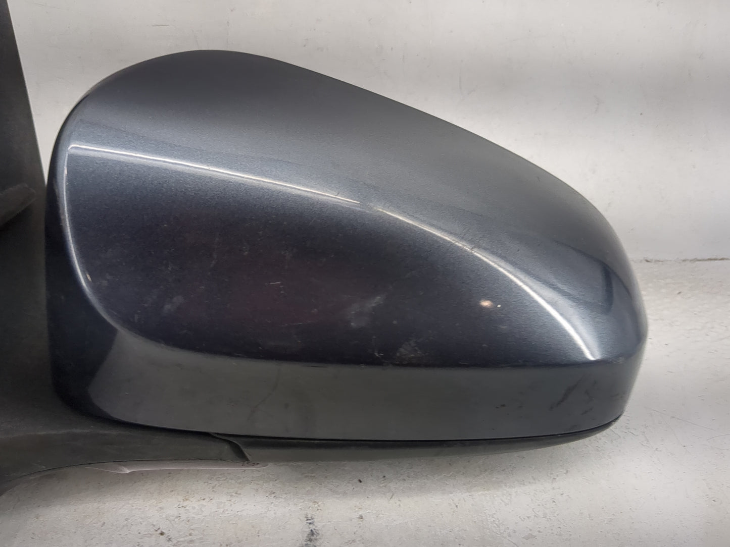 2014-2019 Toyota Corolla Driver Side View Mirror - Left Door Mirror OEM Used - Oemusedautoparts1.com