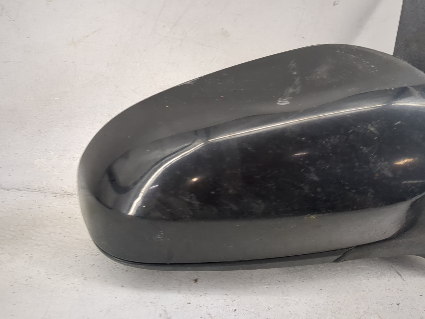 2014-2019 Toyota Corolla Passenger Side View Mirror - Right Door Mirror OEM Used - Oemusedautoparts1.com