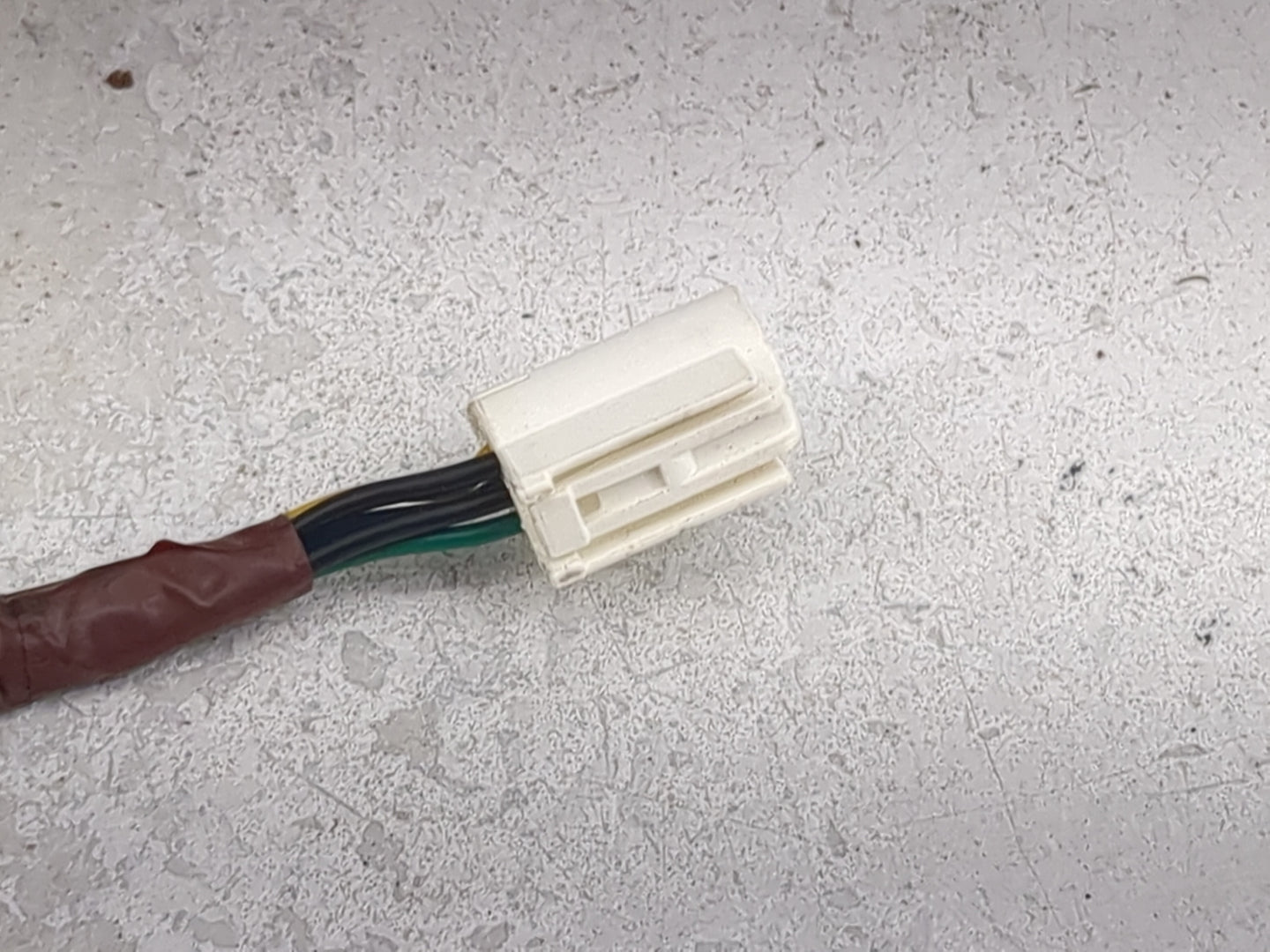 2014-2019 Toyota Corolla Passenger Side View Mirror - Right Door Mirror OEM Used - Oemusedautoparts1.com
