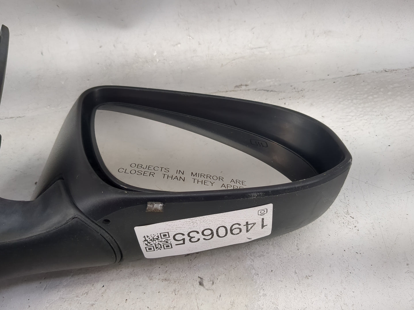 2014-2019 Toyota Corolla Passenger Side View Mirror - Right Door Mirror OEM Used - Oemusedautoparts1.com