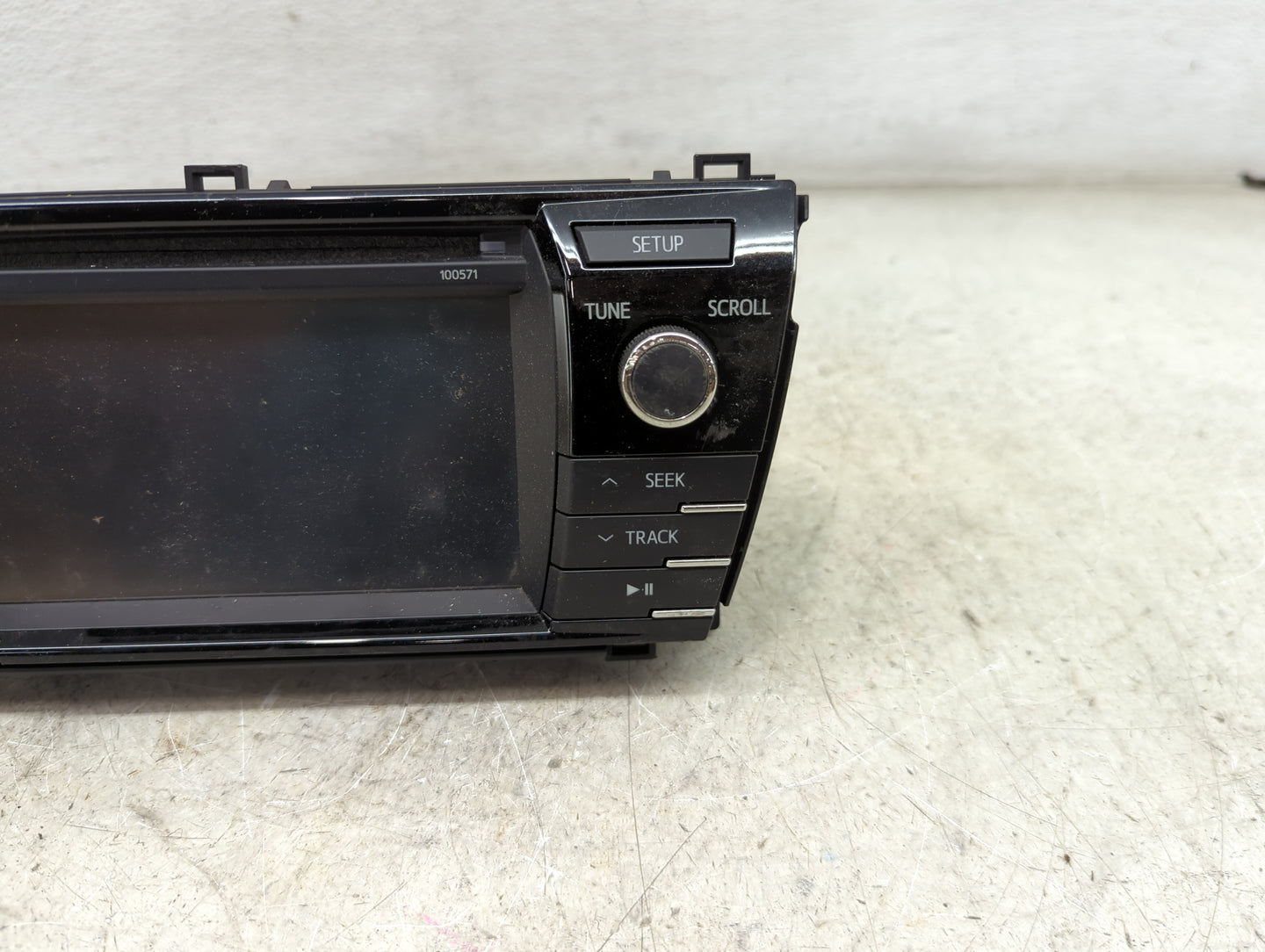 2015-2016 Toyota Corolla Radio AM FM Cd Player Receiver Replacement P/N:86140-02470 139000-0380C101, MN120060 Fits Fits 2015