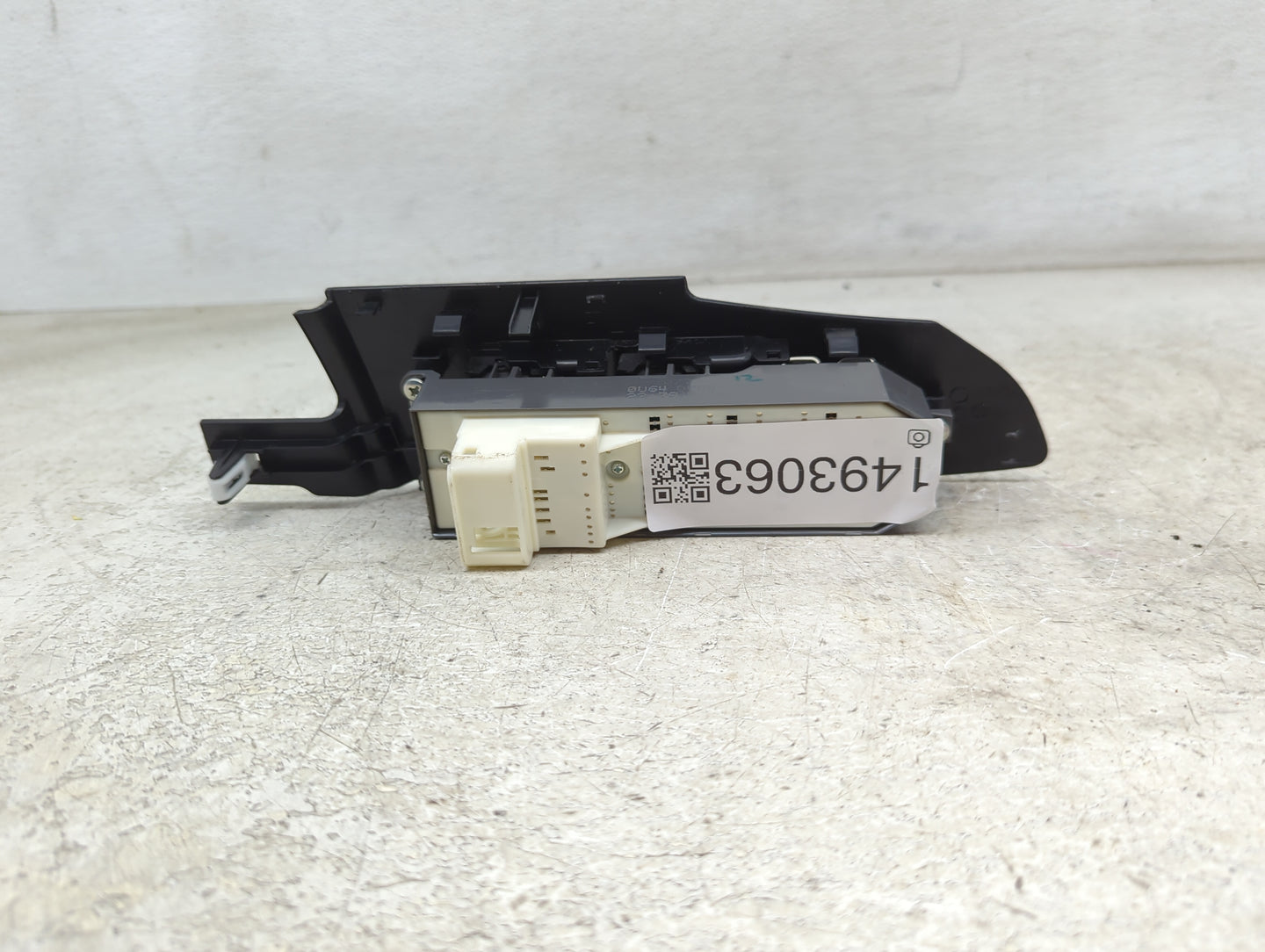 2014-2019 Toyota Corolla Master Power Window Switch Replacement Driver Side Left P/N:74232-02E70 Fits OEM Used Auto Parts - 