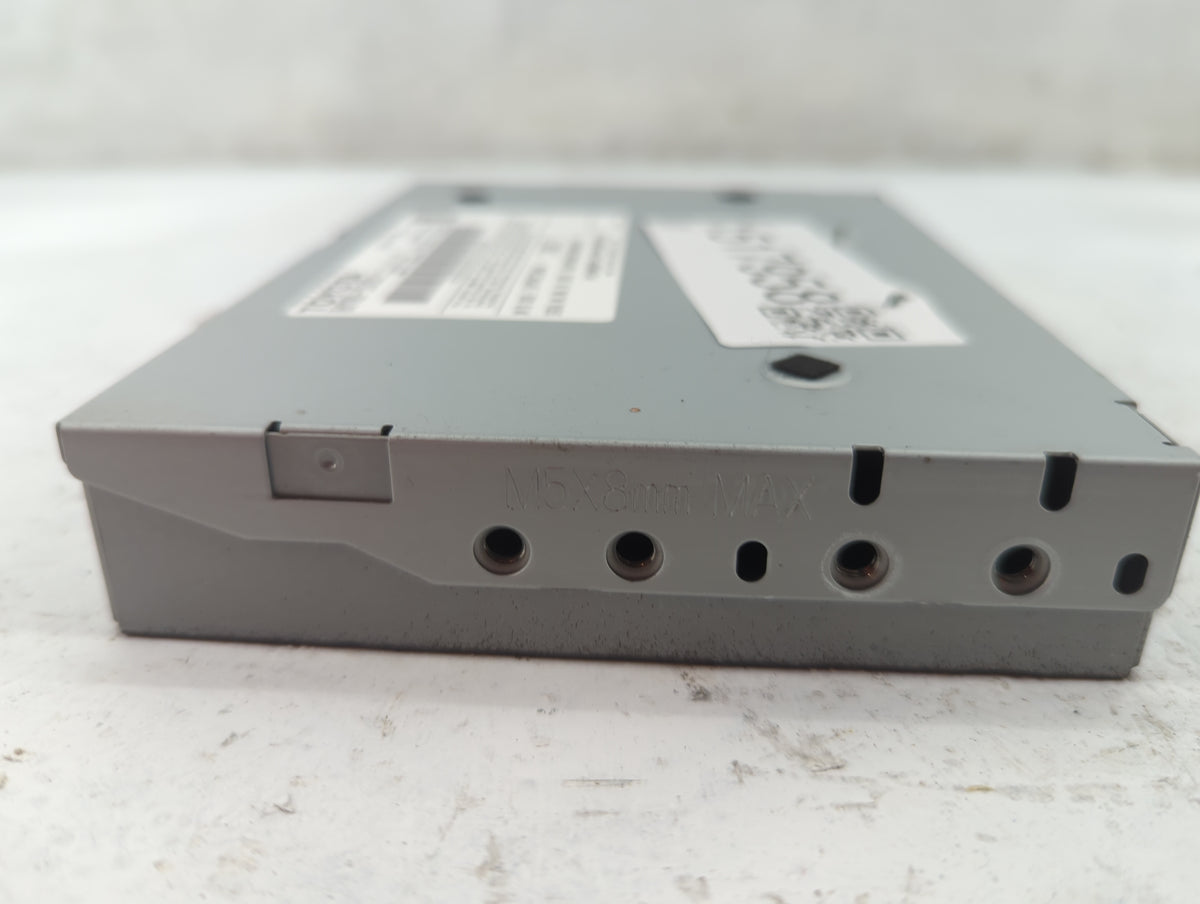 Toyota Corolla Tuner Satellite Receiver 1517958 - Oemusedautoparts1.com