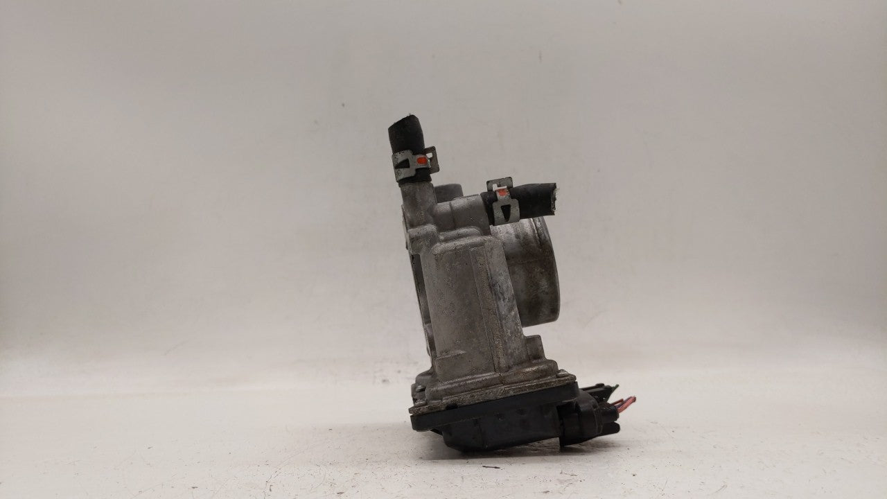 2011-2018 Toyota Corolla Throttle Body P/N:22030-0T080 Fits Fits 2011 2012 2013 2014 2015 2016 2017 2018 OEM Used Auto Parts