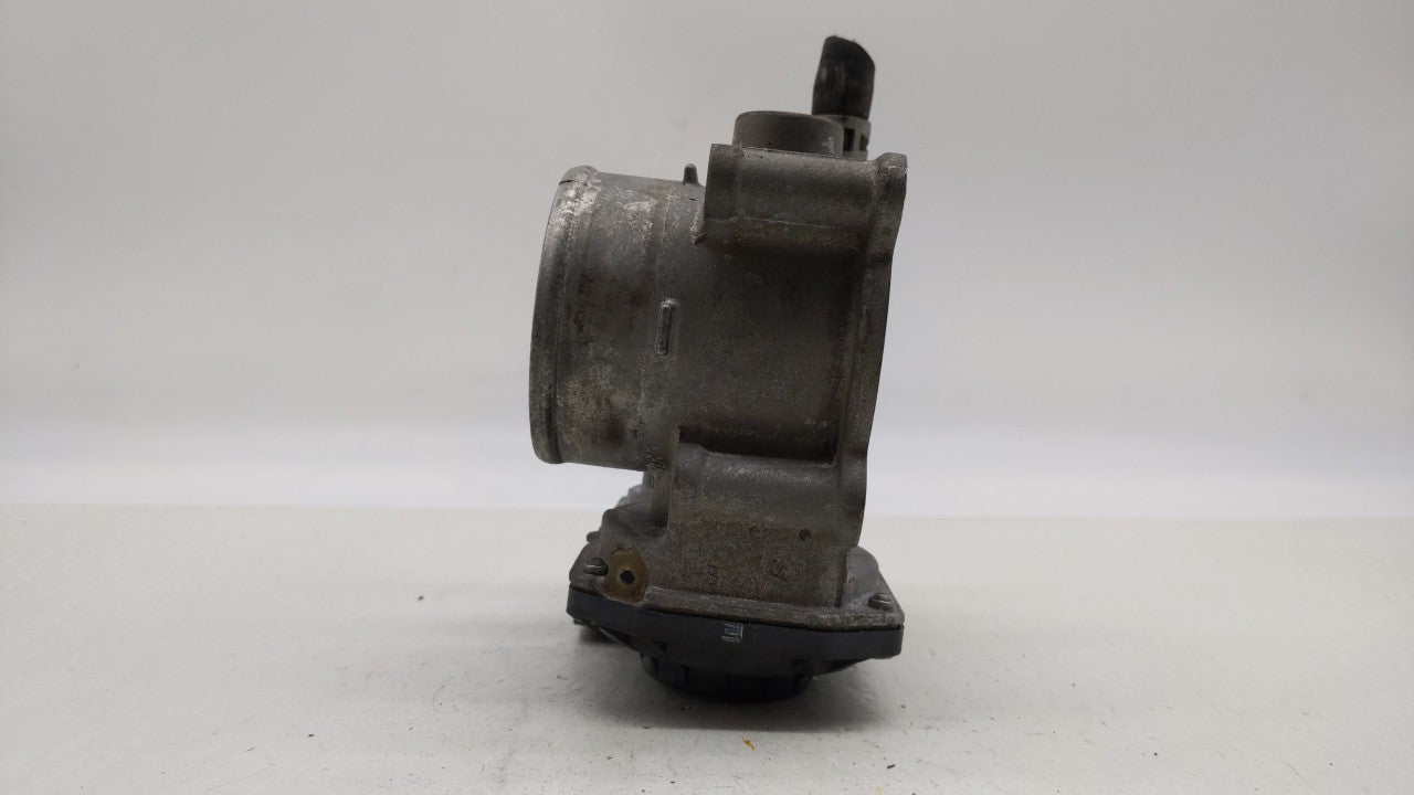 2011-2018 Toyota Corolla Throttle Body P/N:22030-0T080 Fits Fits 2011 2012 2013 2014 2015 2016 2017 2018 OEM Used Auto Parts