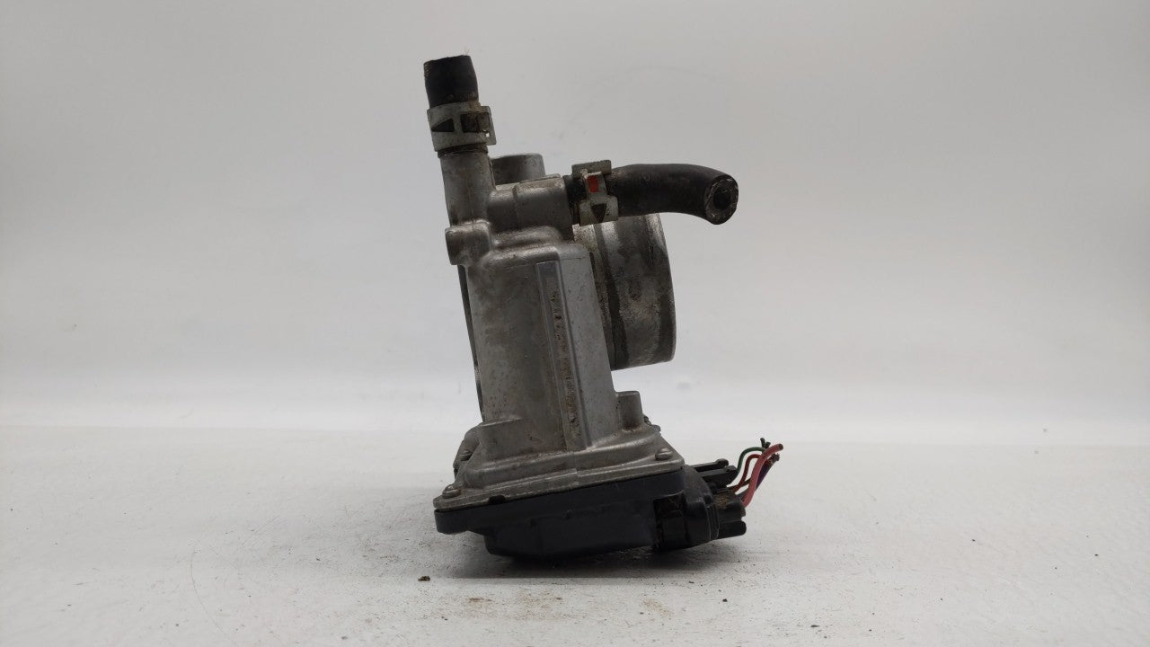 2011-2018 Toyota Corolla Throttle Body P/N:22030-0T080 Fits Fits 2011 2012 2013 2014 2015 2016 2017 2018 OEM Used Auto Parts