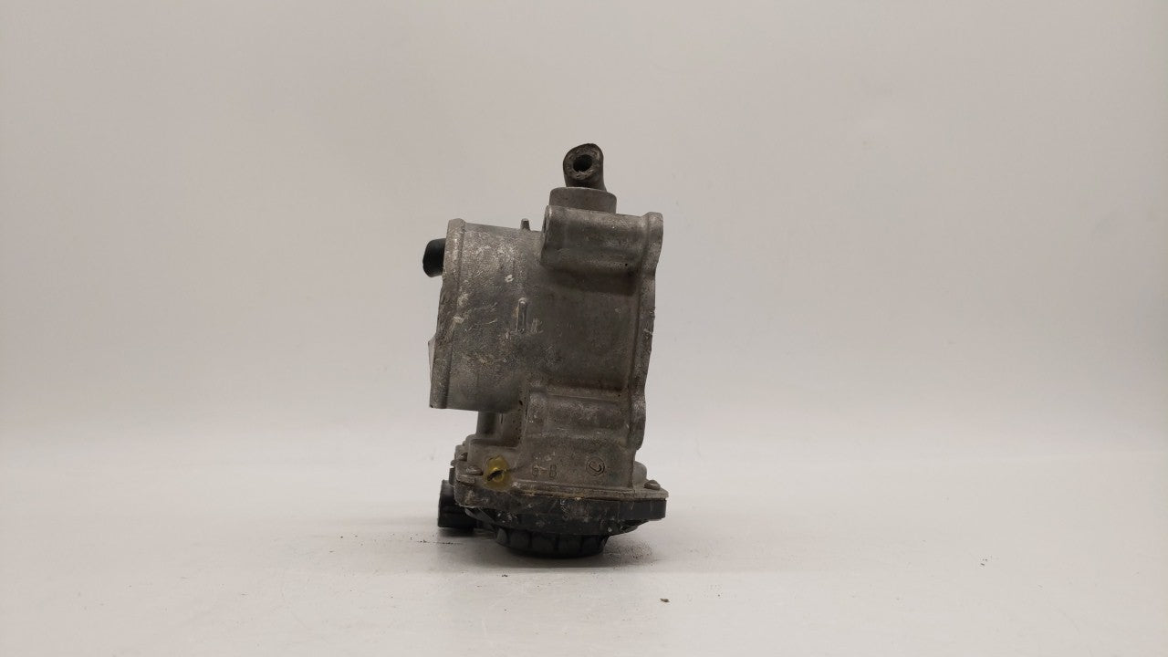 2011-2018 Toyota Corolla Throttle Body P/N:22030-0T080 Fits Fits 2011 2012 2013 2014 2015 2016 2017 2018 OEM Used Auto Parts