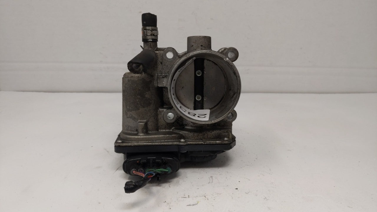 2011-2018 Toyota Corolla Throttle Body P/N:22030-0T080 Fits Fits 2011 2012 2013 2014 2015 2016 2017 2018 OEM Used Auto Parts