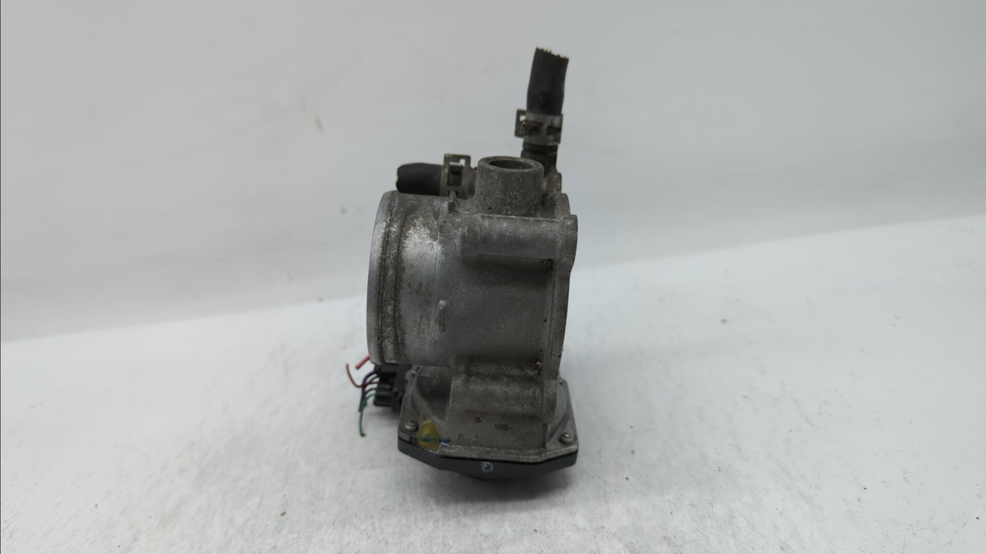 2011-2018 Toyota Corolla Throttle Body P/N:22030-0T080 Fits Fits 2011 2012 2013 2014 2015 2016 2017 2018 OEM Used Auto Parts