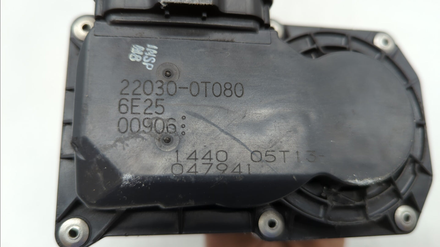 2011-2018 Toyota Corolla Throttle Body P/N:22030-0T080 Fits Fits 2011 2012 2013 2014 2015 2016 2017 2018 OEM Used Auto Parts