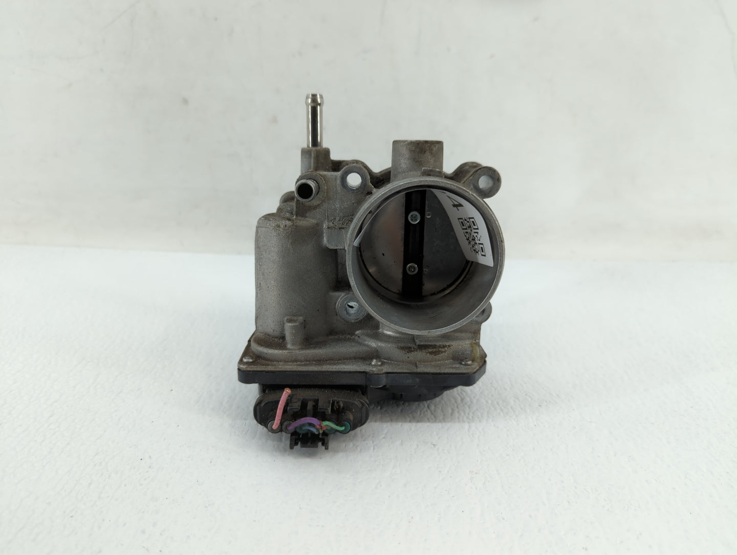 2011-2018 Toyota Corolla Throttle Body P/N:22030-0T080 Fits Fits 2011 2012 2013 2014 2015 2016 2017 2018 OEM Used Auto Parts