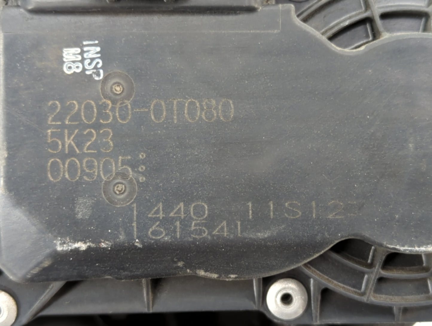 2011-2018 Toyota Corolla Throttle Body P/N:22030-0T080 Fits Fits 2011 2012 2013 2014 2015 2016 2017 2018 OEM Used Auto Parts