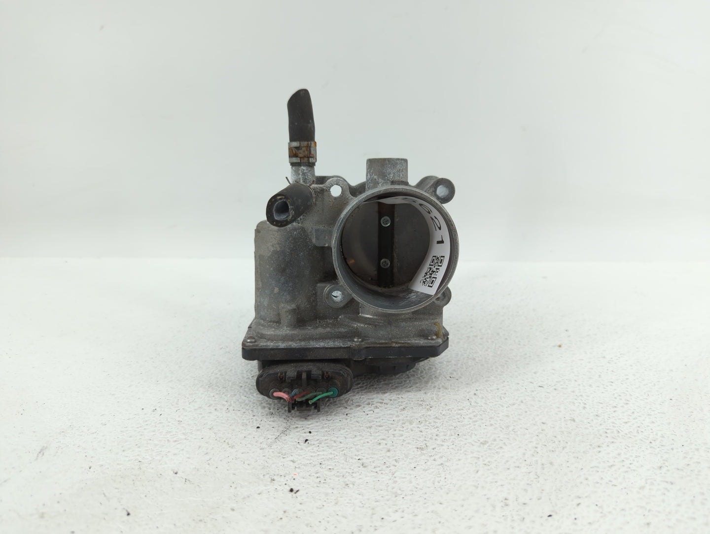2011-2018 Toyota Corolla Throttle Body P/N:22030-0T080 Fits Fits 2011 2012 2013 2014 2015 2016 2017 2018 OEM Used Auto Parts
