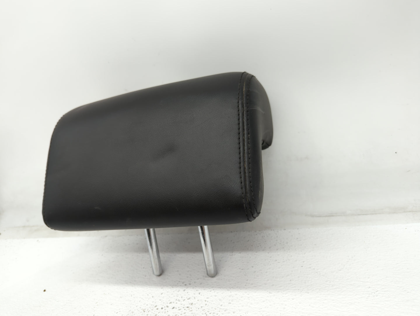 2014-2018 Toyota Corolla Headrest Head Rest Front Driver Passenger Seat Fits Fits 2014 2015 2016 2017 2018 OEM Used Auto Par