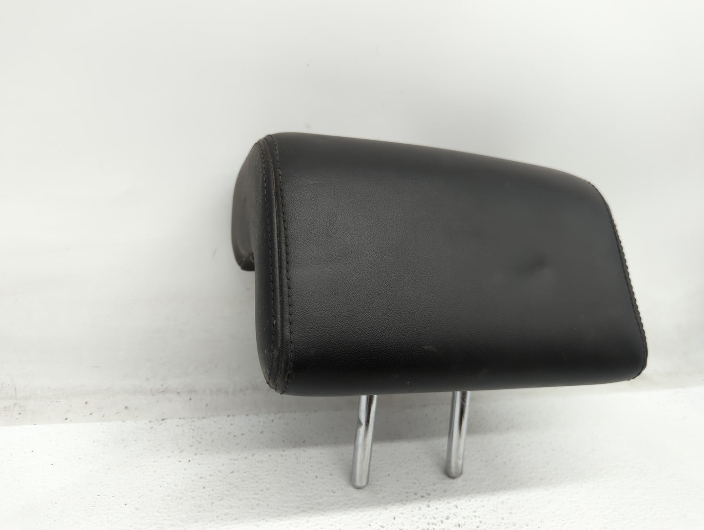 2014-2018 Toyota Corolla Headrest Head Rest Front Driver Passenger Seat Fits Fits 2014 2015 2016 2017 2018 OEM Used Auto Par