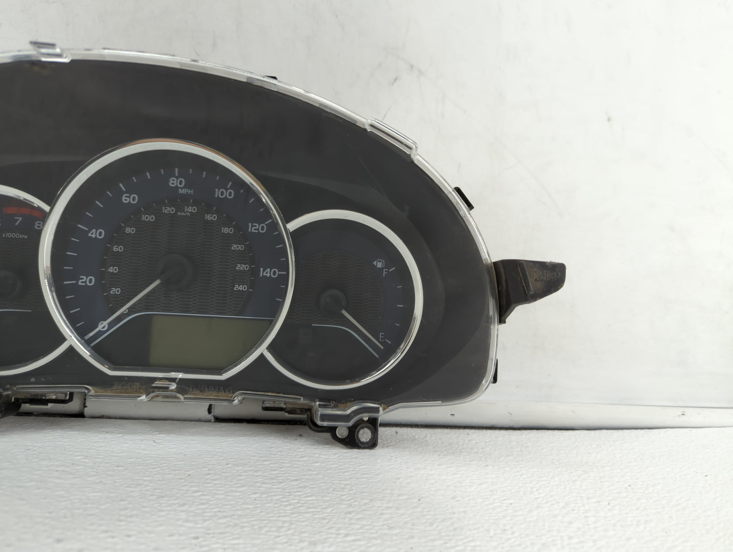 2014-2016 Toyota Corolla Instrument Cluster Speedometer Gauges P/N:83800-0ZX51 83800-0ZX10 Fits Fits 2014 2015 2016 OEM Used