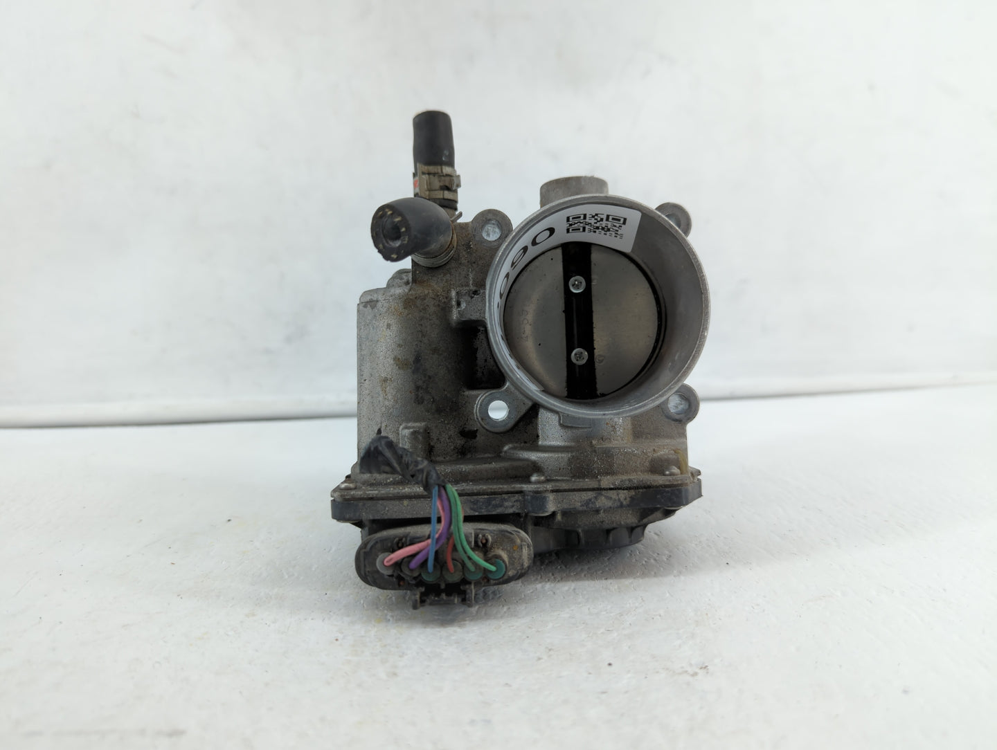 2011-2018 Toyota Corolla Throttle Body P/N:22030-0T080 Fits Fits 2011 2012 2013 2014 2015 2016 2017 2018 OEM Used Auto Parts