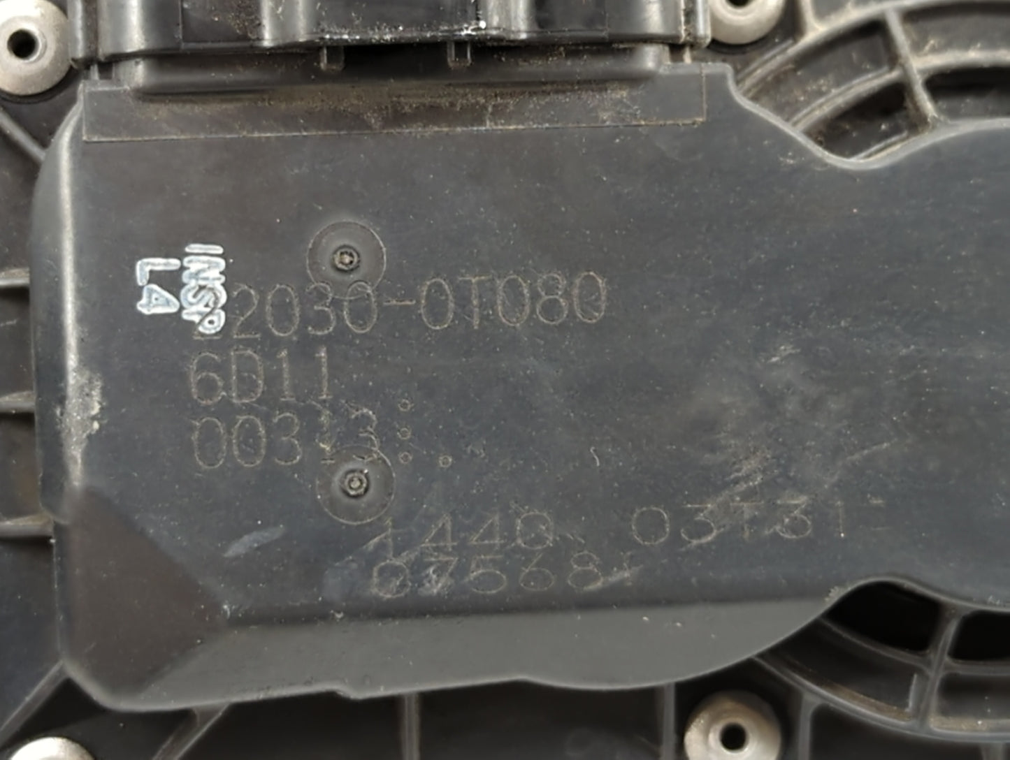 2011-2018 Toyota Corolla Throttle Body P/N:22030-0T080 Fits Fits 2011 2012 2013 2014 2015 2016 2017 2018 OEM Used Auto Parts