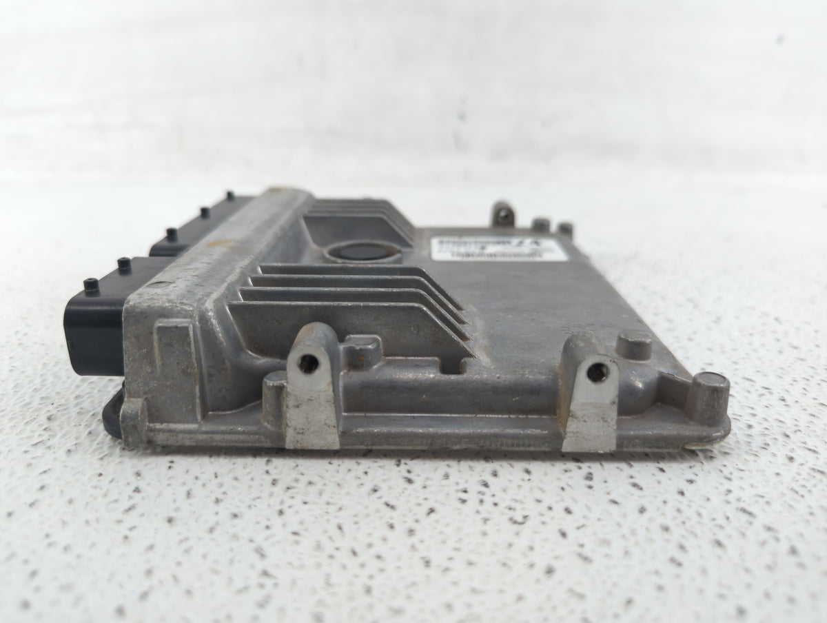 2015-2016 Toyota Corolla PCM Engine Control Computer ECU ECM PCU OEM P/N:89661-0Z640 Fits 2015 2016 OEM Used Auto Parts - Oe