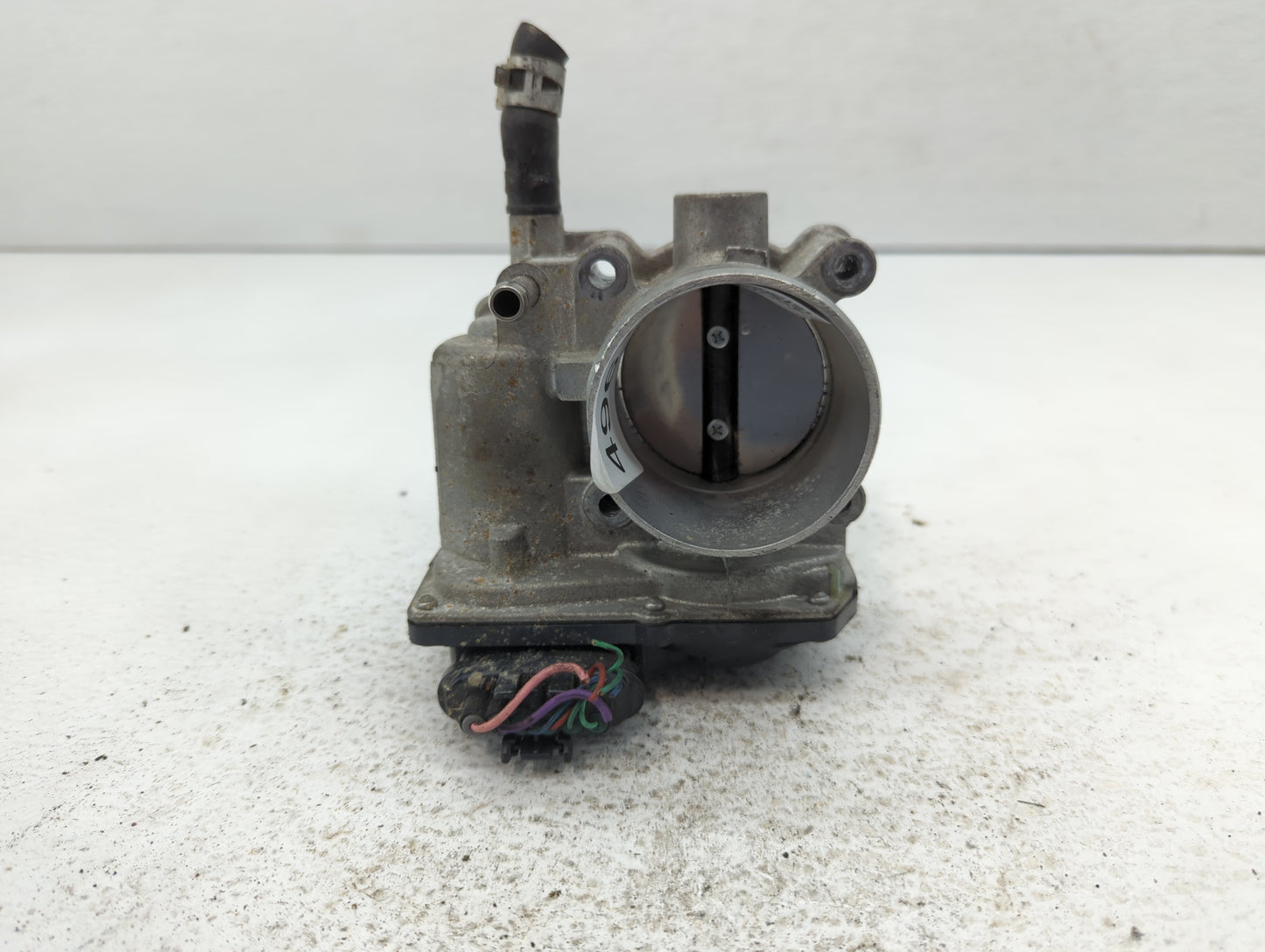 2011-2019 Toyota Corolla Throttle Body P/N:22030-0T080 Fits Fits 2011 2012 2013 2014 2015 2016 2017 2018 2019 OEM Used Auto 