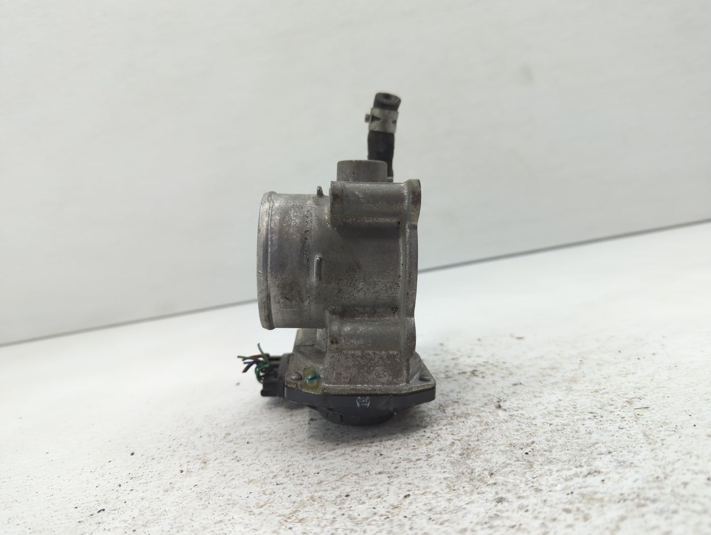 2011-2019 Toyota Corolla Throttle Body P/N:22030-0T080 Fits Fits 2011 2012 2013 2014 2015 2016 2017 2018 2019 OEM Used Auto 