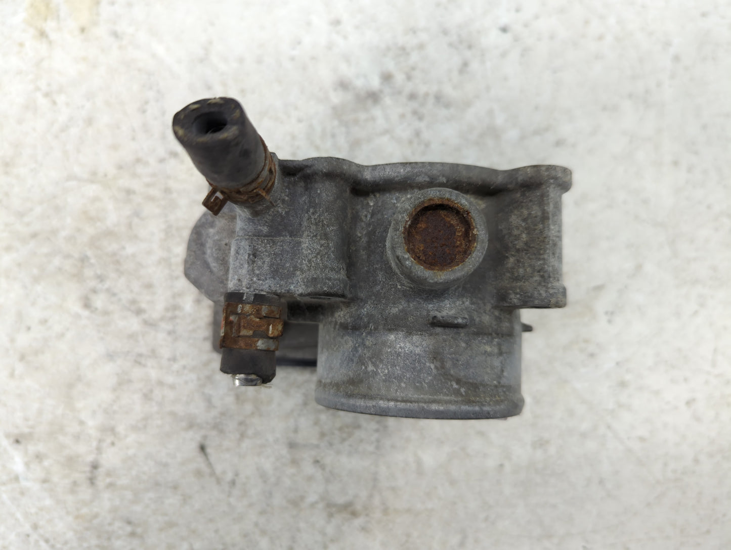 2011-2019 Toyota Corolla Throttle Body P/N:22030-0T080 Fits Fits 2011 2012 2013 2014 2015 2016 2017 2018 2019 OEM Used Auto 