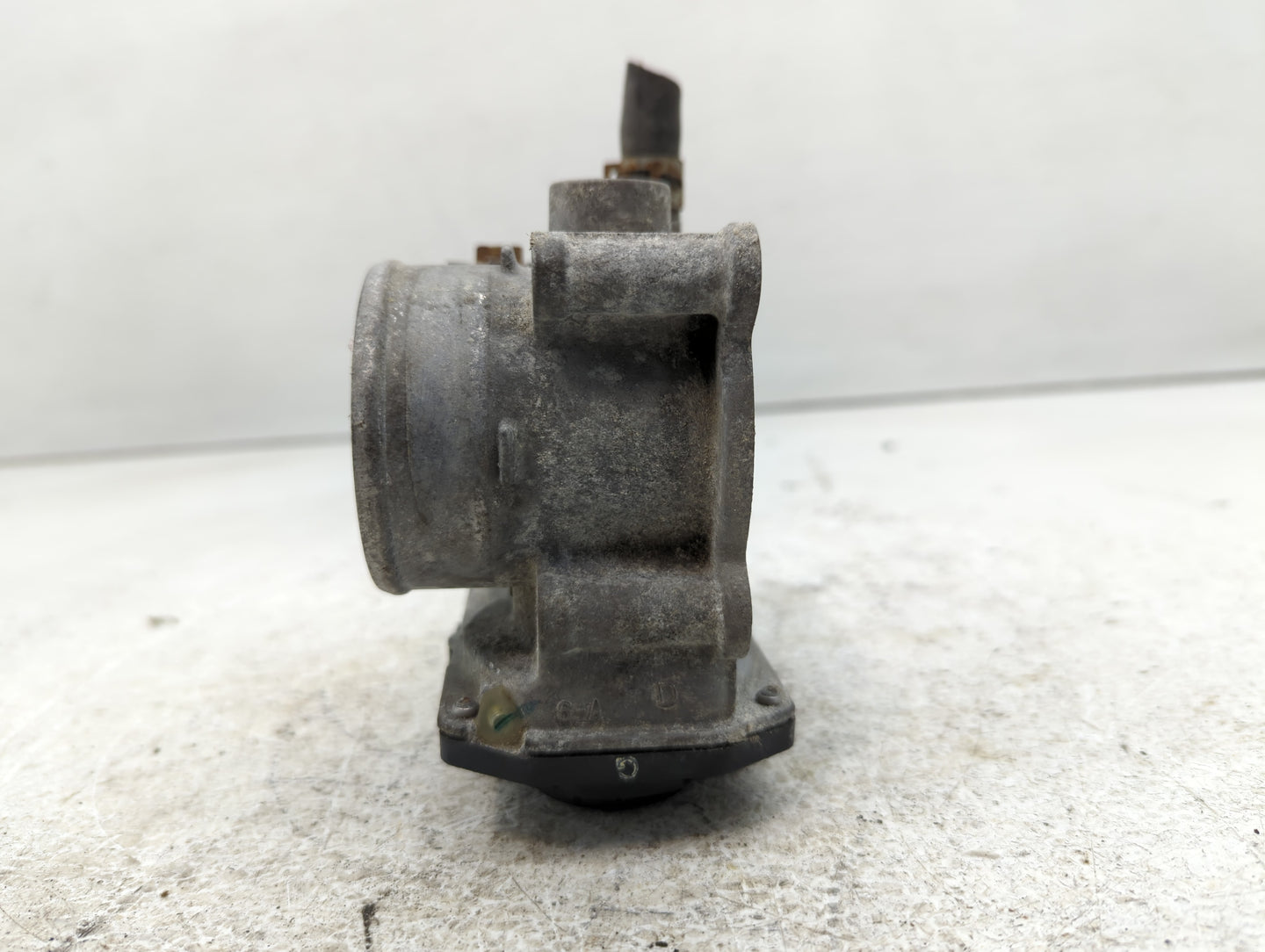 2011-2019 Toyota Corolla Throttle Body P/N:22030-0T080 Fits Fits 2011 2012 2013 2014 2015 2016 2017 2018 2019 OEM Used Auto 