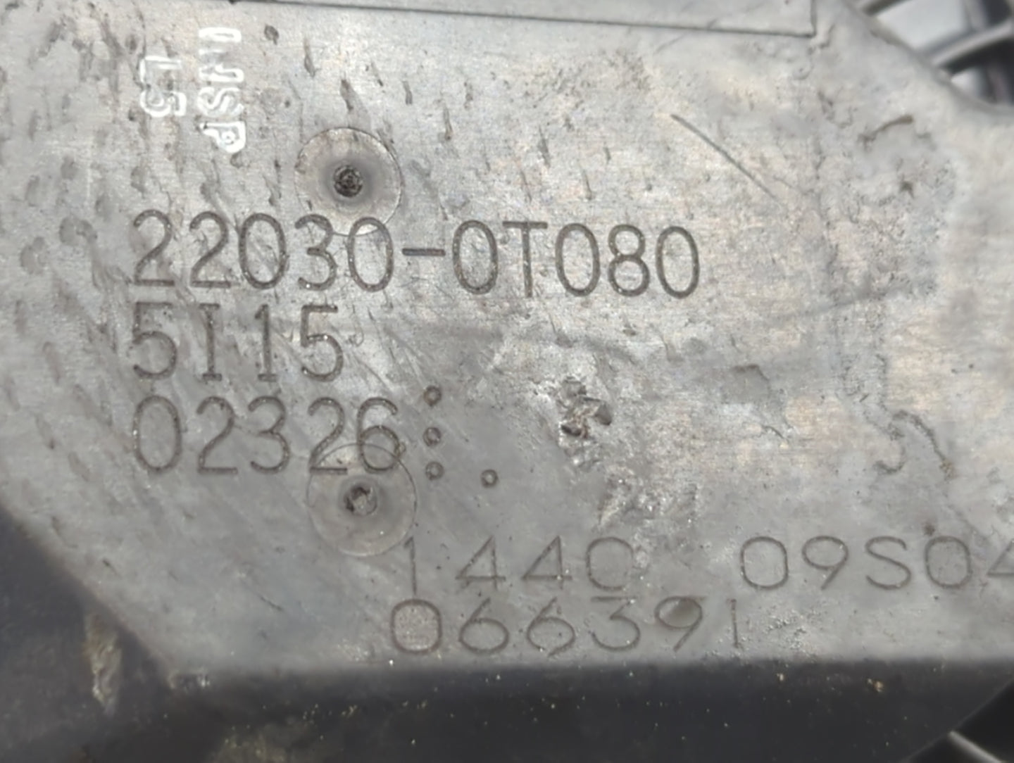 2011-2019 Toyota Corolla Throttle Body P/N:22030-0T080 Fits Fits 2011 2012 2013 2014 2015 2016 2017 2018 2019 OEM Used Auto 