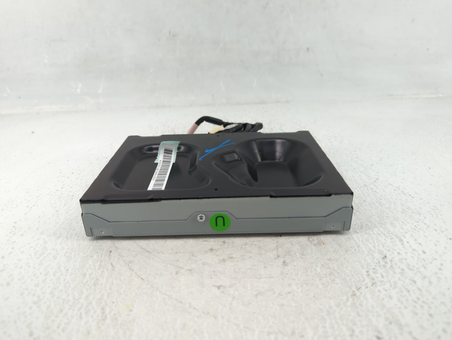 2014-2019 Toyota Corolla Am Fm Cd Player Radio Receiver - Oemusedautoparts1.com